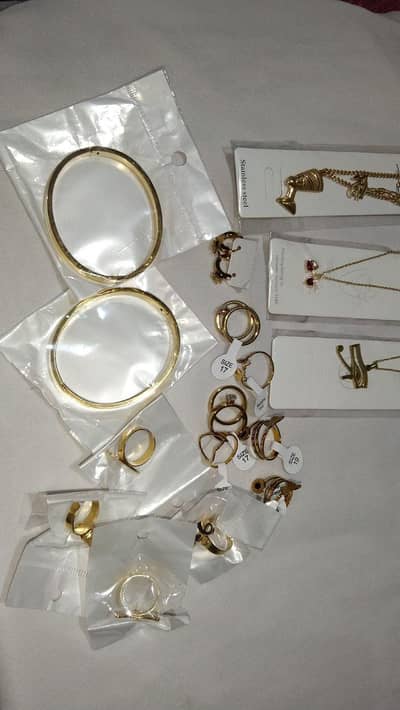 Premium JEWELLERY & GIFT HAMPERS FOR GIRLS