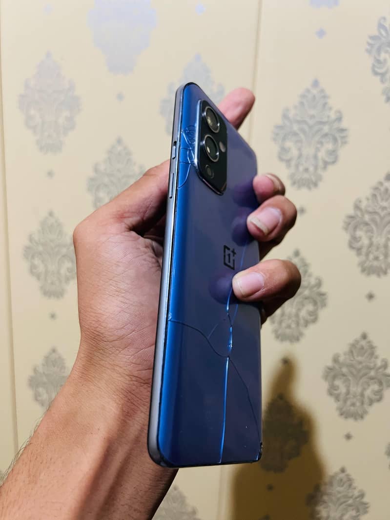 One Plus 9 12/256 4