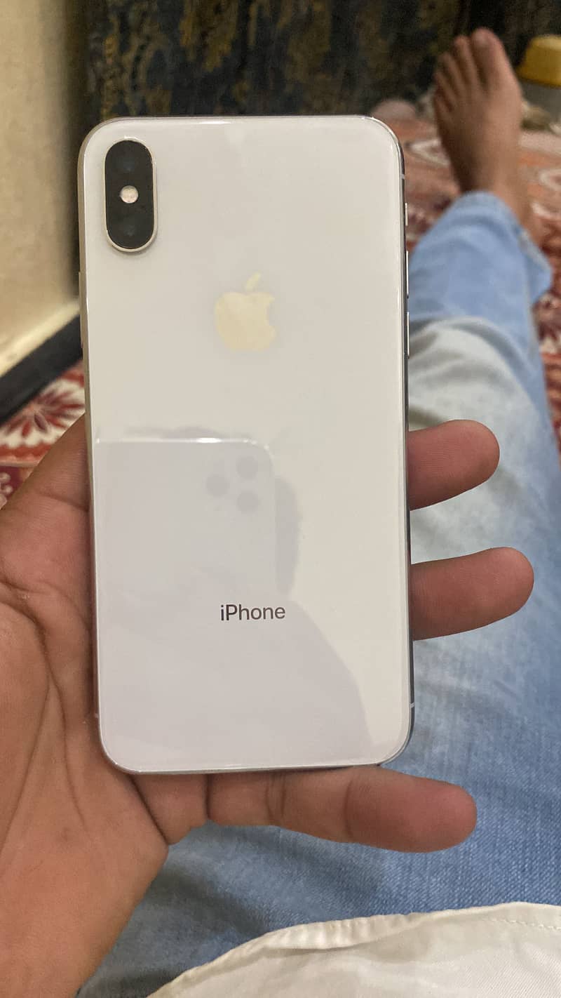 Apple iPhone X 3