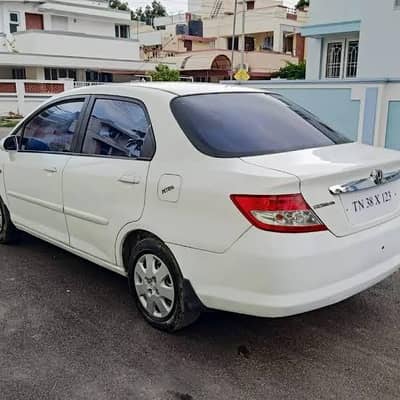 honda city 2005 auto for rent and booking
