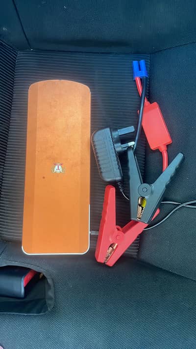 Car starter jumper andpower bank