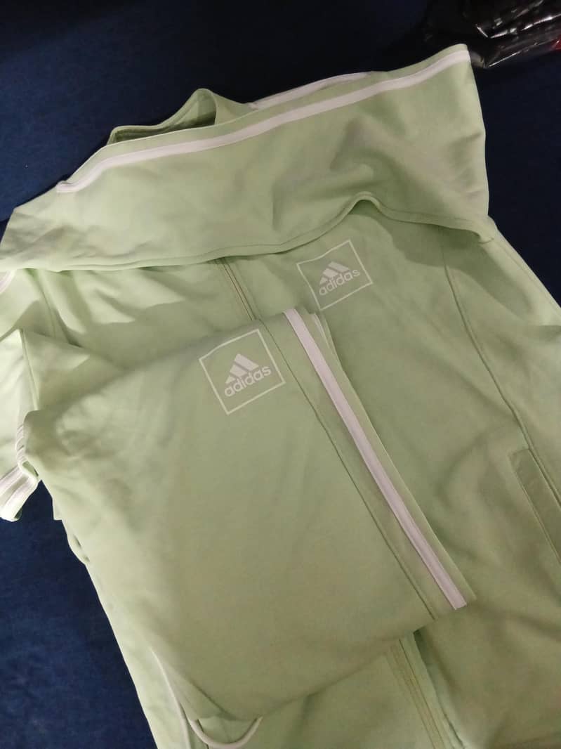tracksuit 2