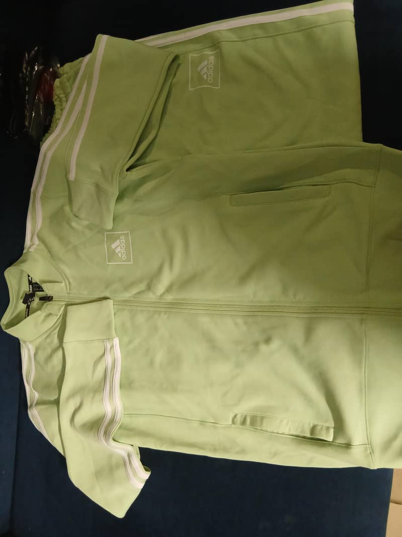 tracksuit 3