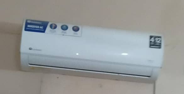 1 Ton DC inverter Dawlance AC