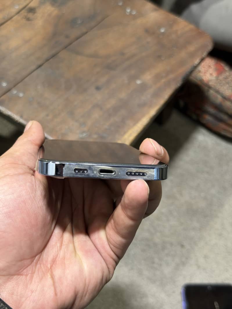 Apple iPhone 13 Pro 5