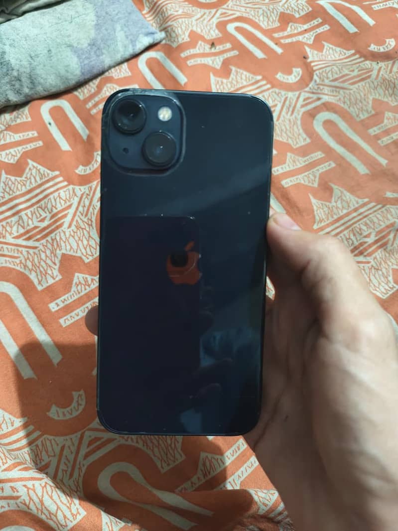 Apple iPhone 13 0