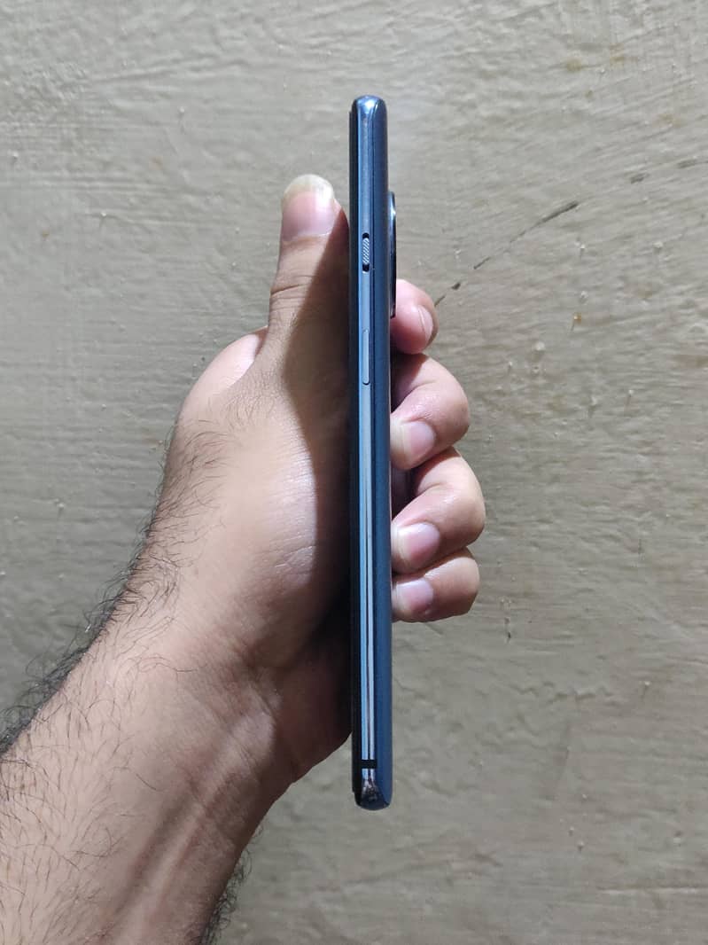 One Plus 7T 8/128 2