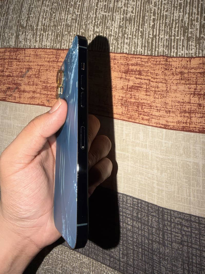 Apple iPhone 12 Pro Max 3