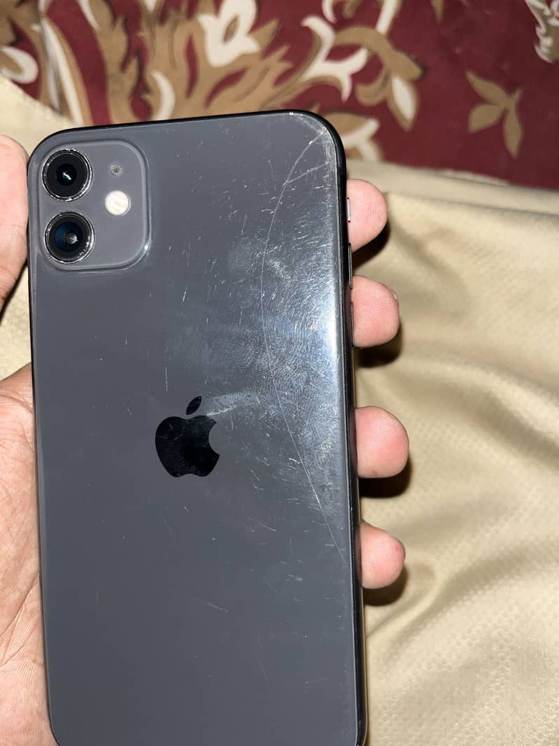 Apple iPhone 11 2