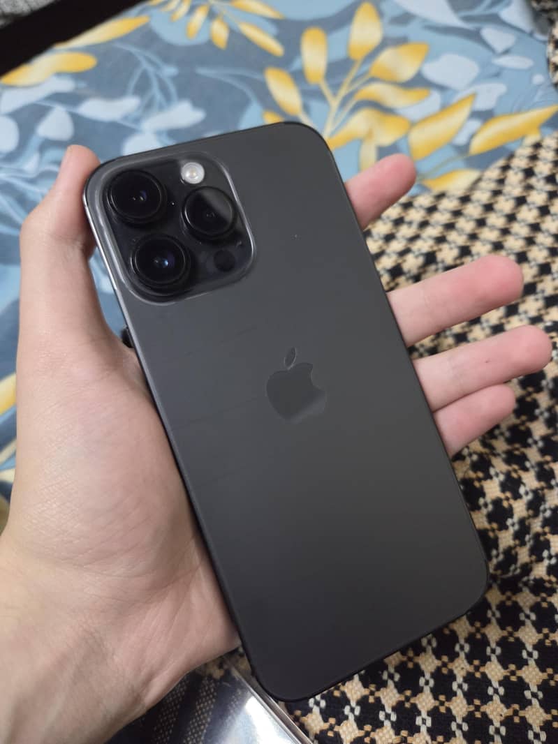 Apple iPhone 14 Pro Max 5