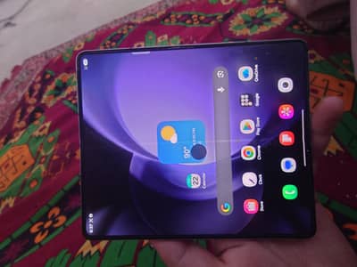 Samsung Galaxy Z Fold 5 12/256GB PTA - Inner Dot + Line - All Working