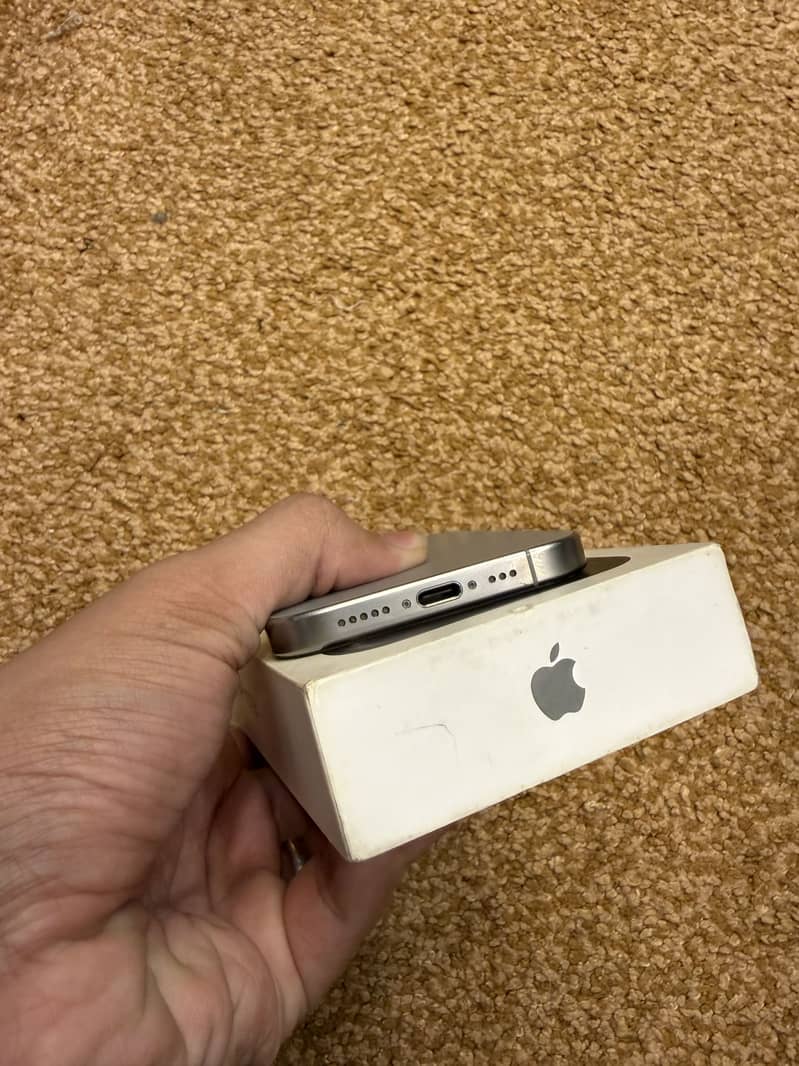Iphone 15 pro Non pta physical + E sim 4