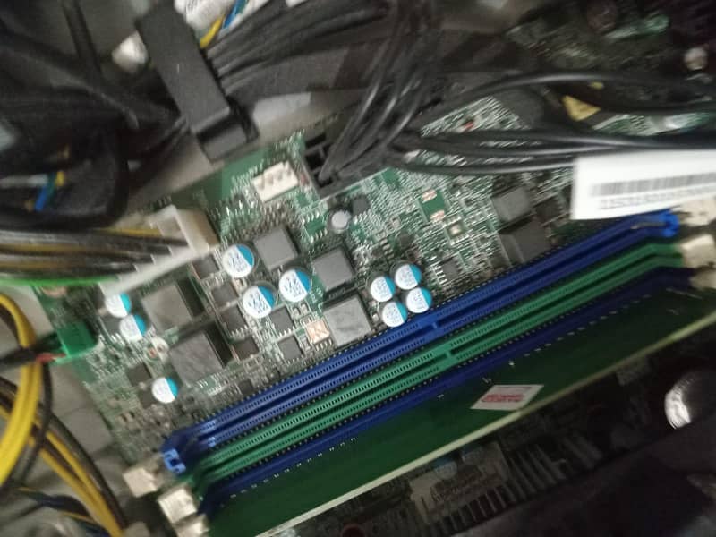 gaming pc and working pc 4