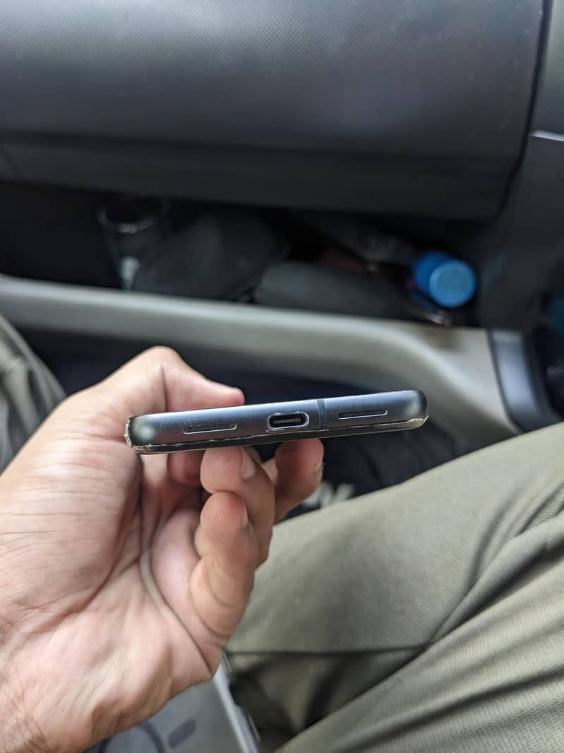 Google Pixel 8 3