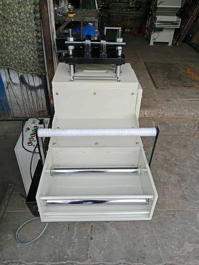 De-coiler Straightener Machine - Power Press Roll Feeder - Like New Co