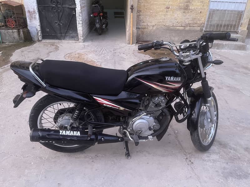 Yamaha 1