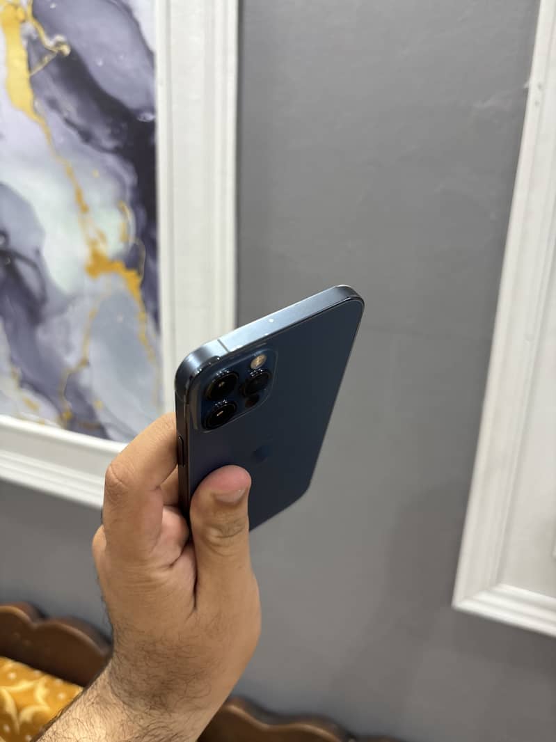 Iphone 12 pro 3