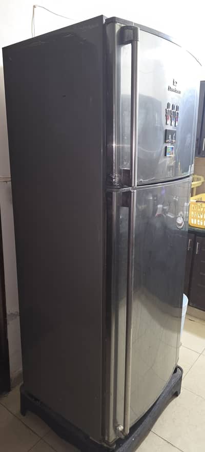 Dawlance 91996 Wide Body Refrigerator – Large Size