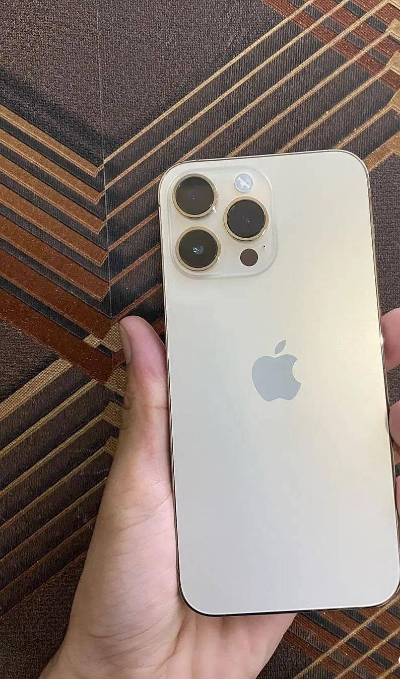 Apple iPhone 14 Pro Max 2