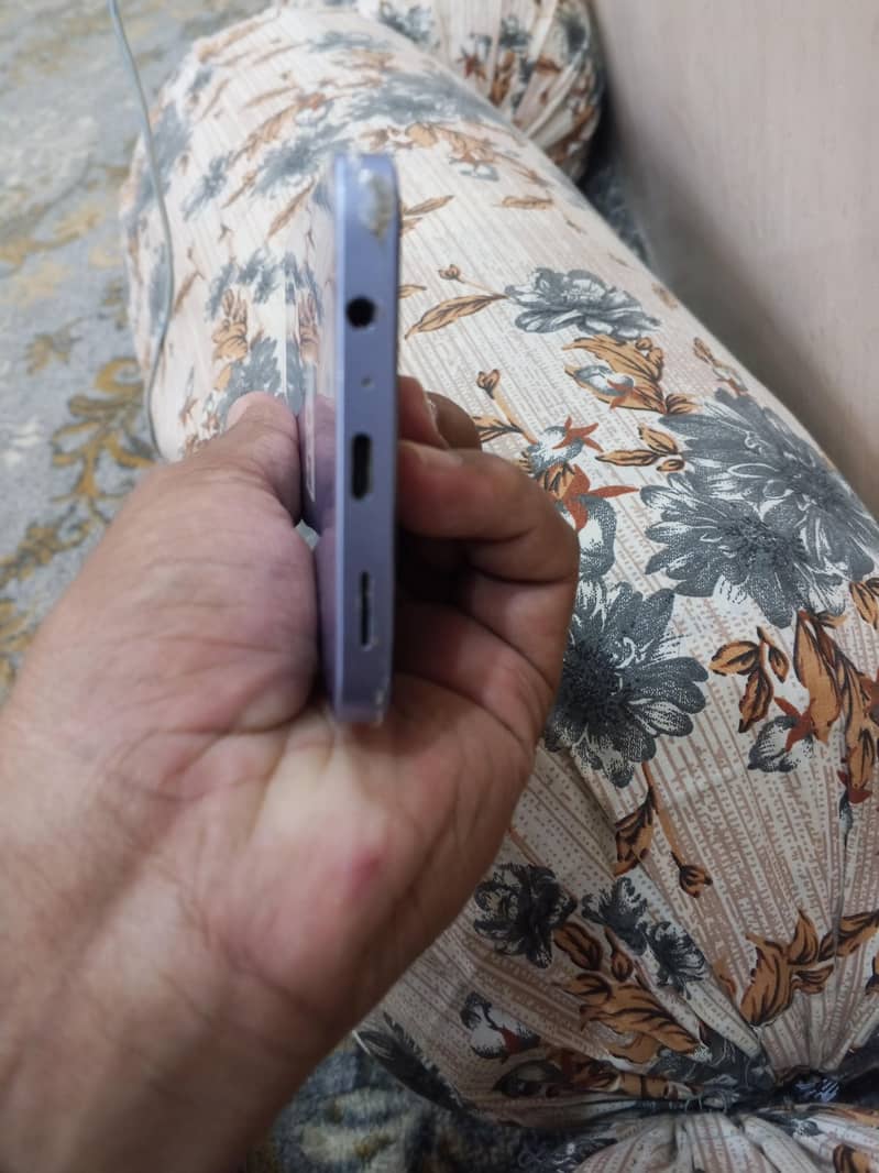 Samsung Mobile A07 1