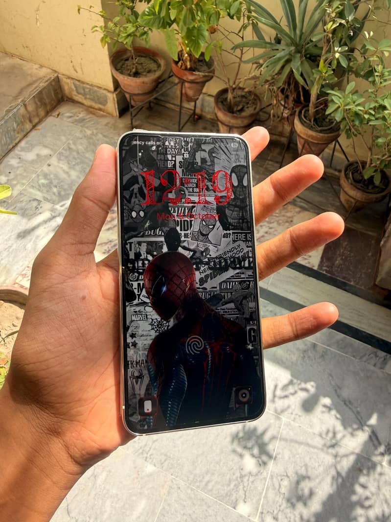 Samsung Mobile S23 2