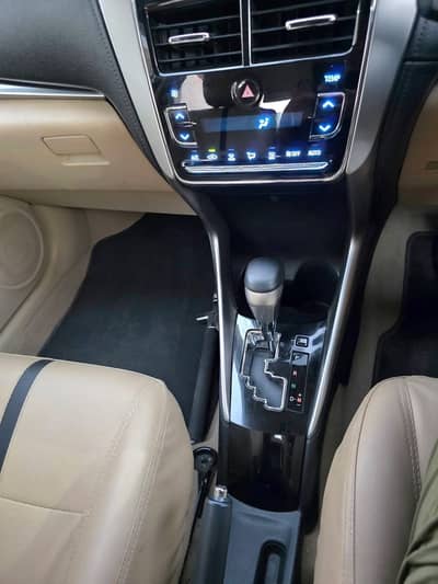 Toyota Yaris 2021