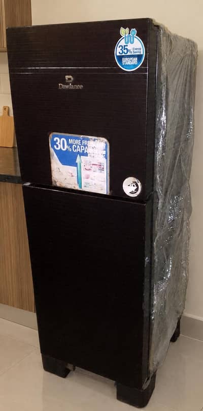 Glass door Dawalnce energy sever Fridge small medium size Geneine