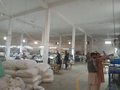 2 Kanal 3 Story Warehouse Available For Rent