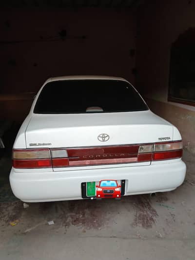 Japani Toyota Corolla 2000