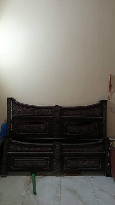 Pure Wood King Bed with side tables and dressing table for Sale