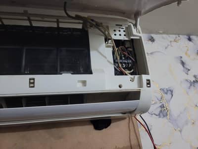 Haier Split AC for urgent sale
