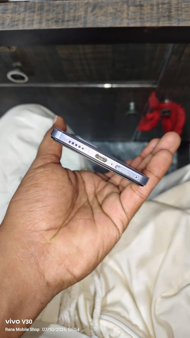 Vivo V27e 2