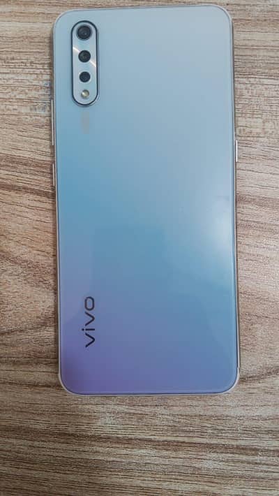 Vivo S1