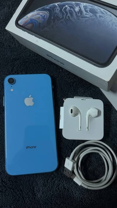 Apple iPhone XR with box rough condition