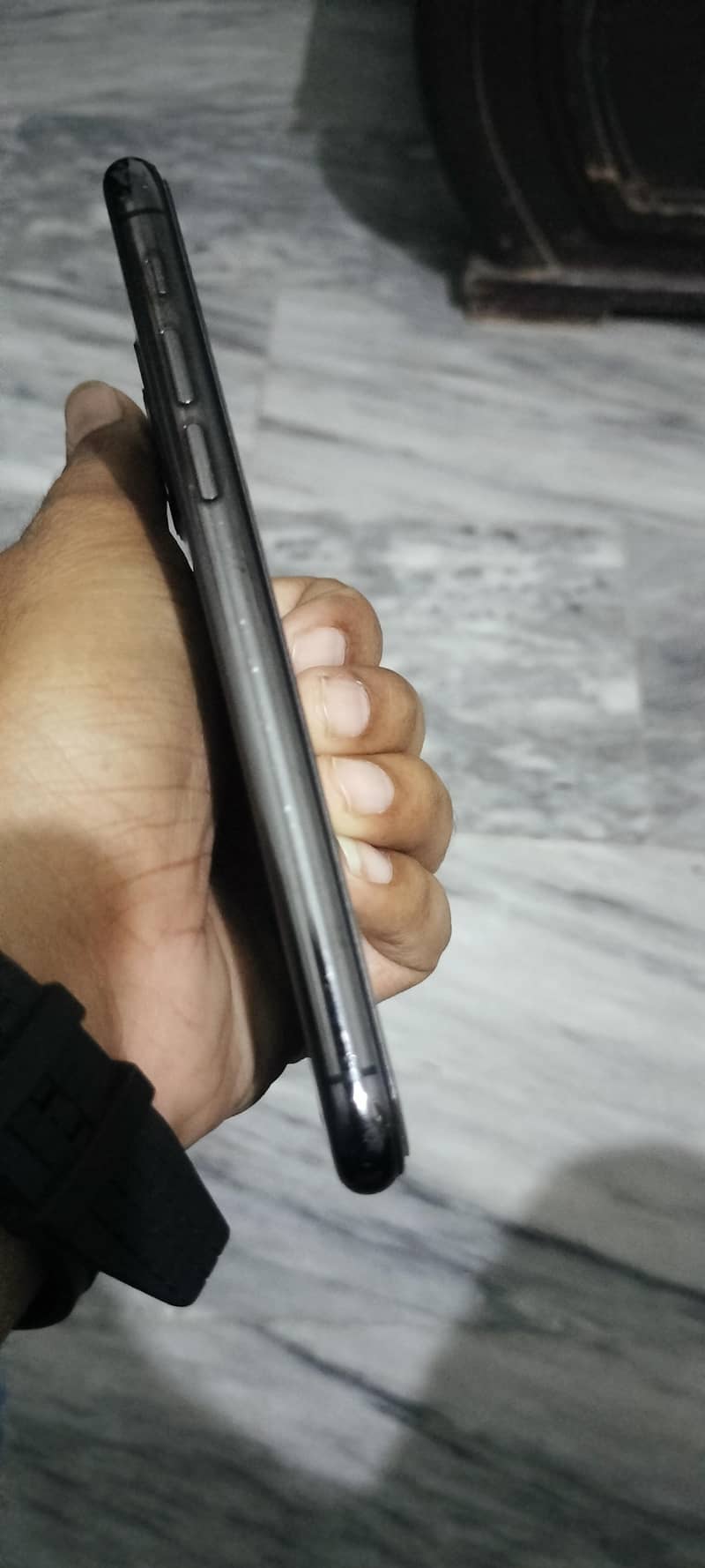 Apple iPhone 11 Pro 1