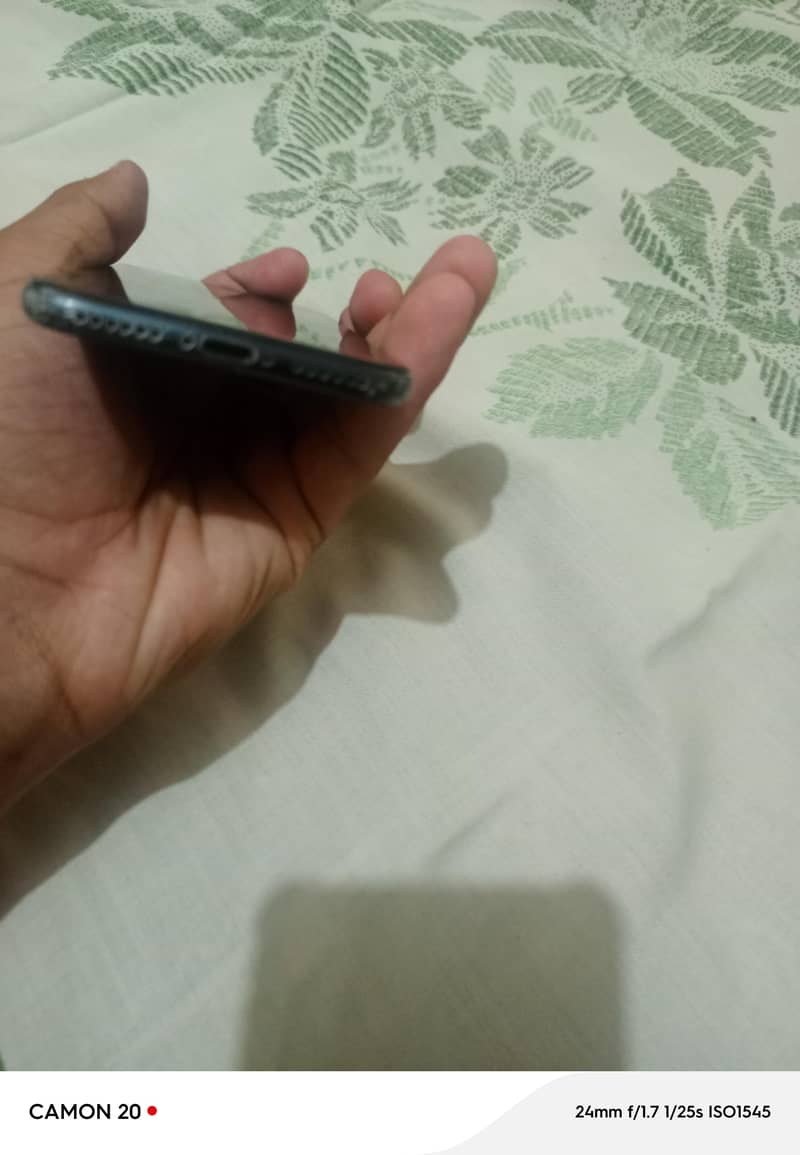 Apple iPhone SE 4