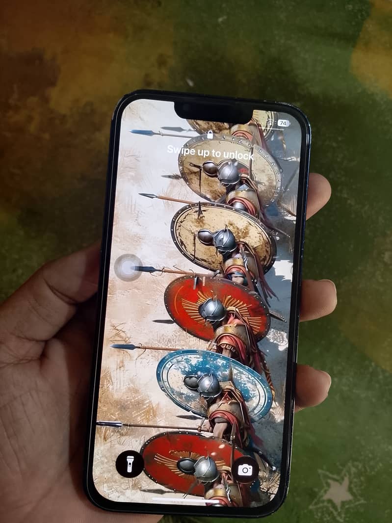 Apple iPhone 13 3