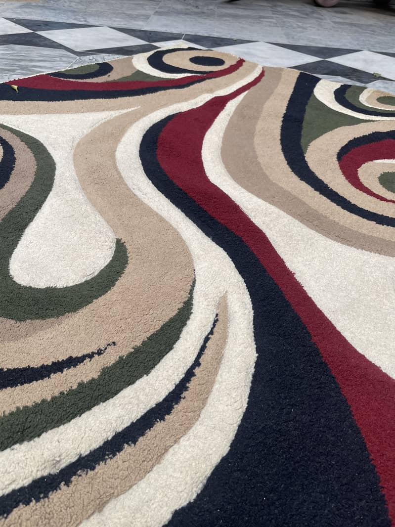 Central carpet 3