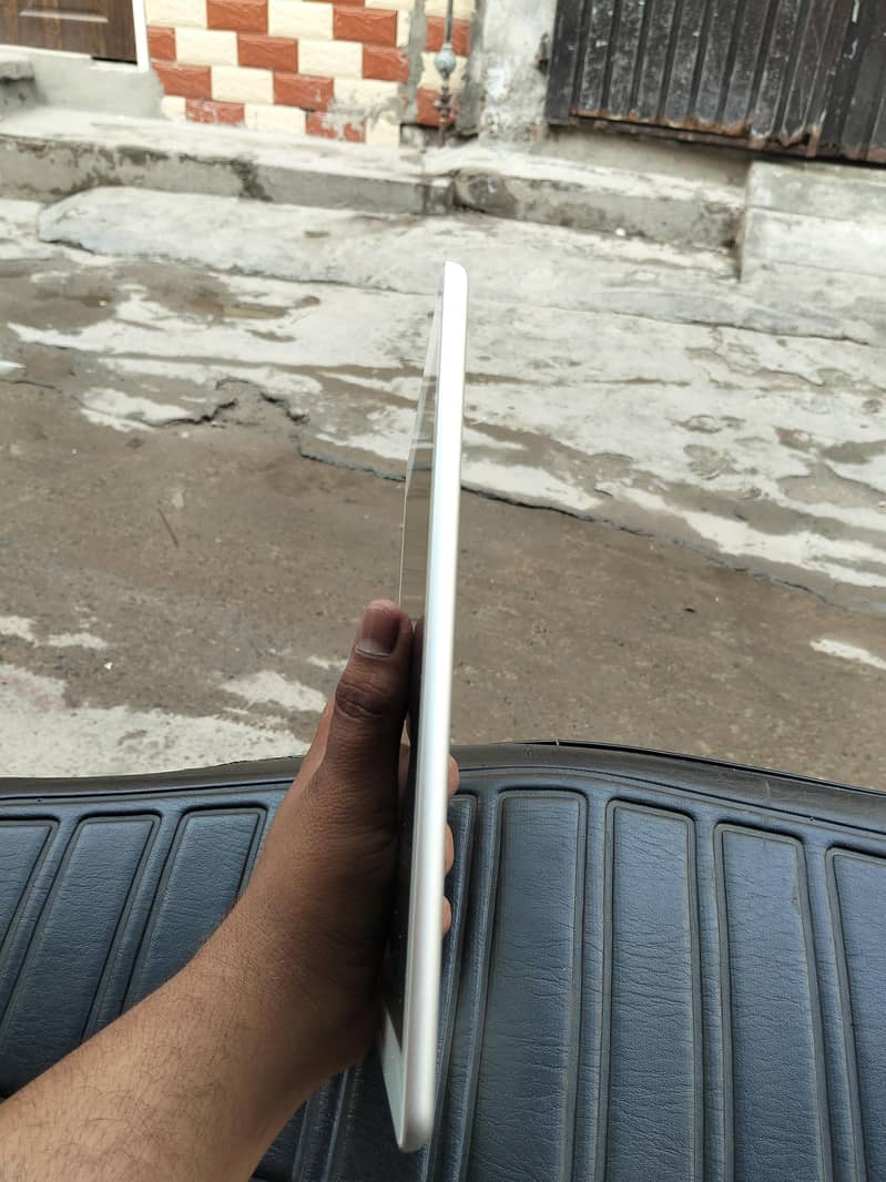 ipad 6th generation 32gb 4
