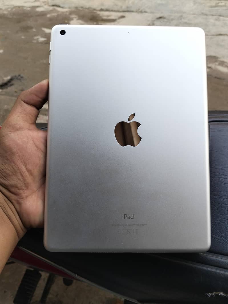 ipad 6th generation 32gb 5