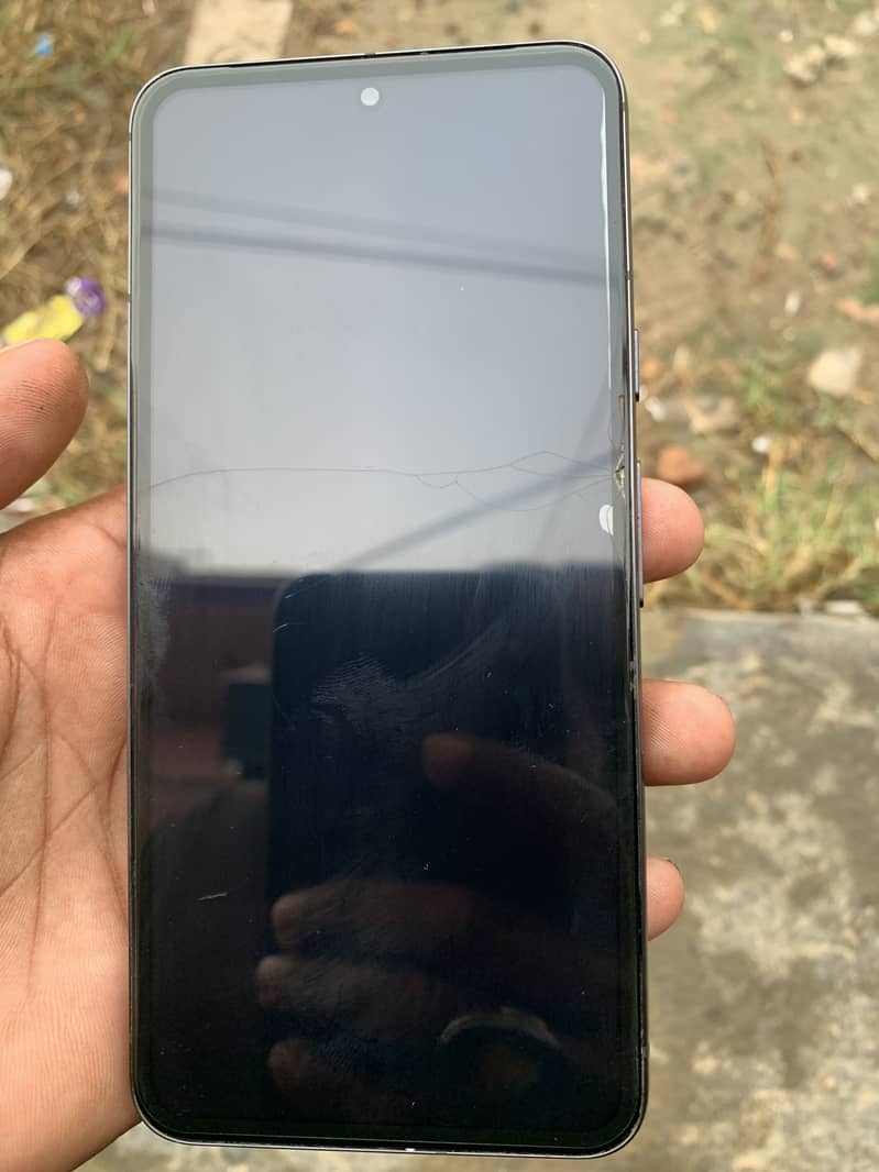 Google Pixel 8 4