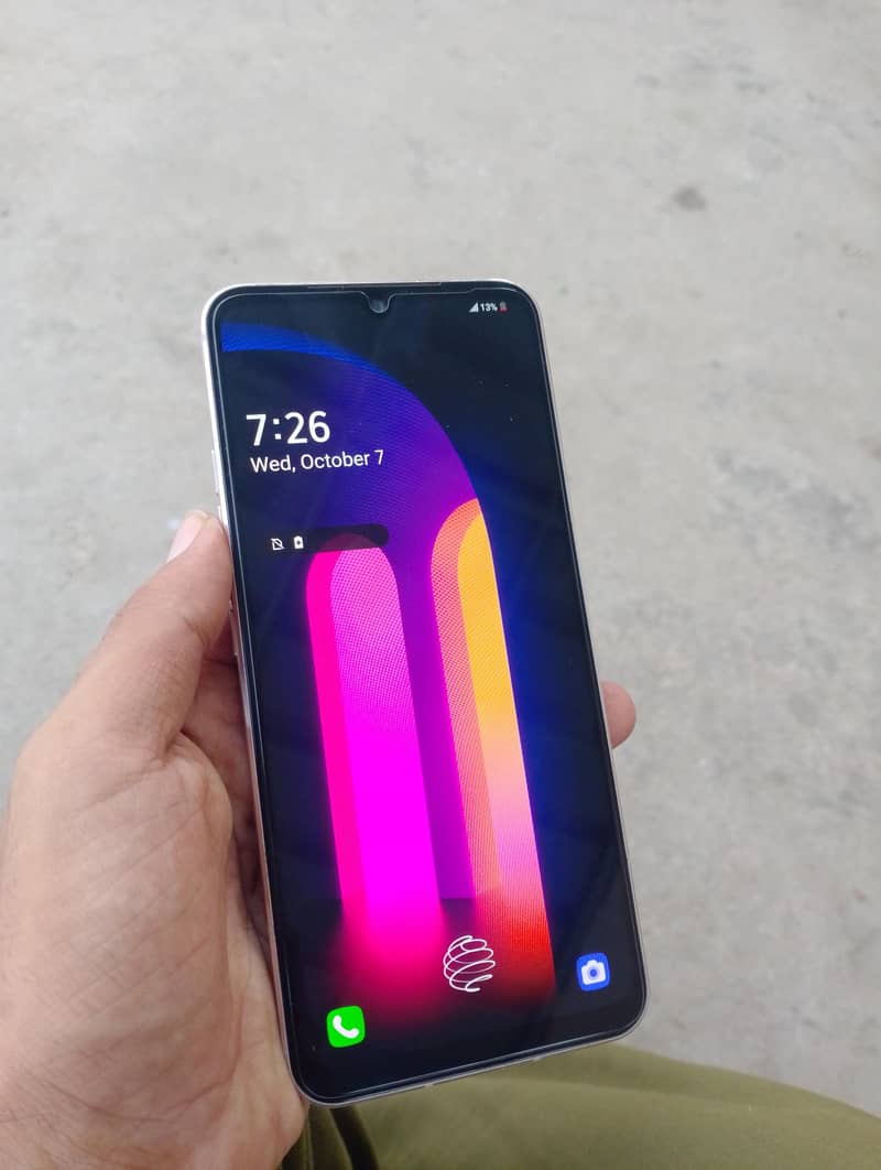 LG V60 4