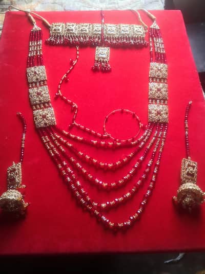 jewellery set