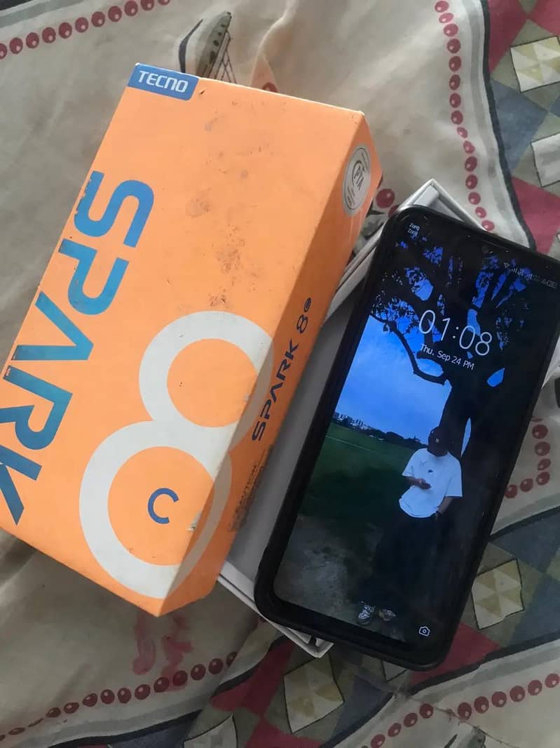 Tecno Spark 8C 10