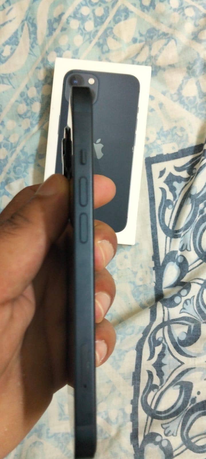 Apple iPhone 13 3