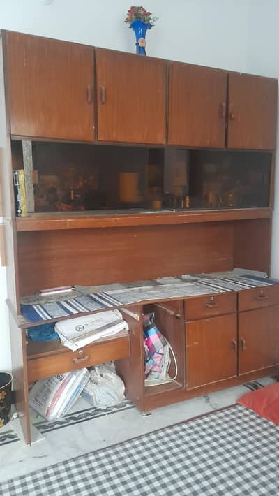 Showcase cum bookshelf for sale