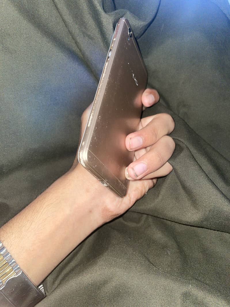 OPPO A37 2