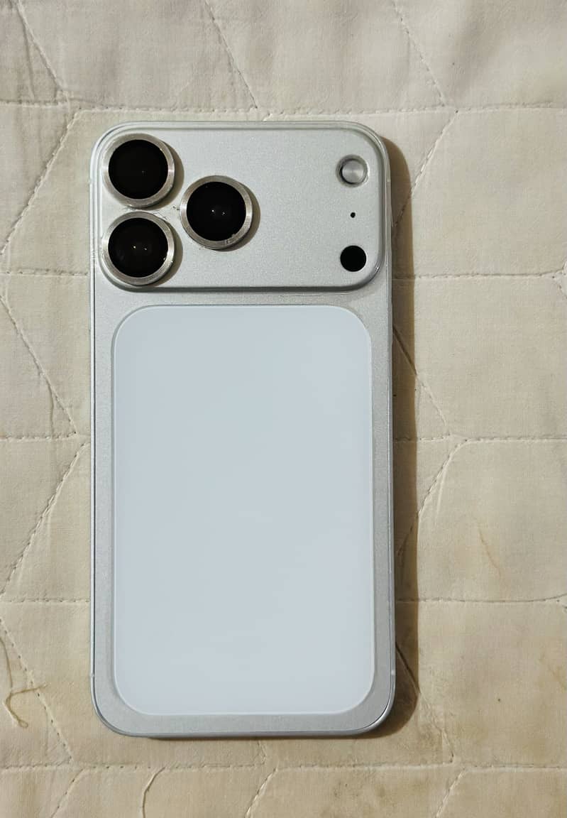 Apple iPhone X 4