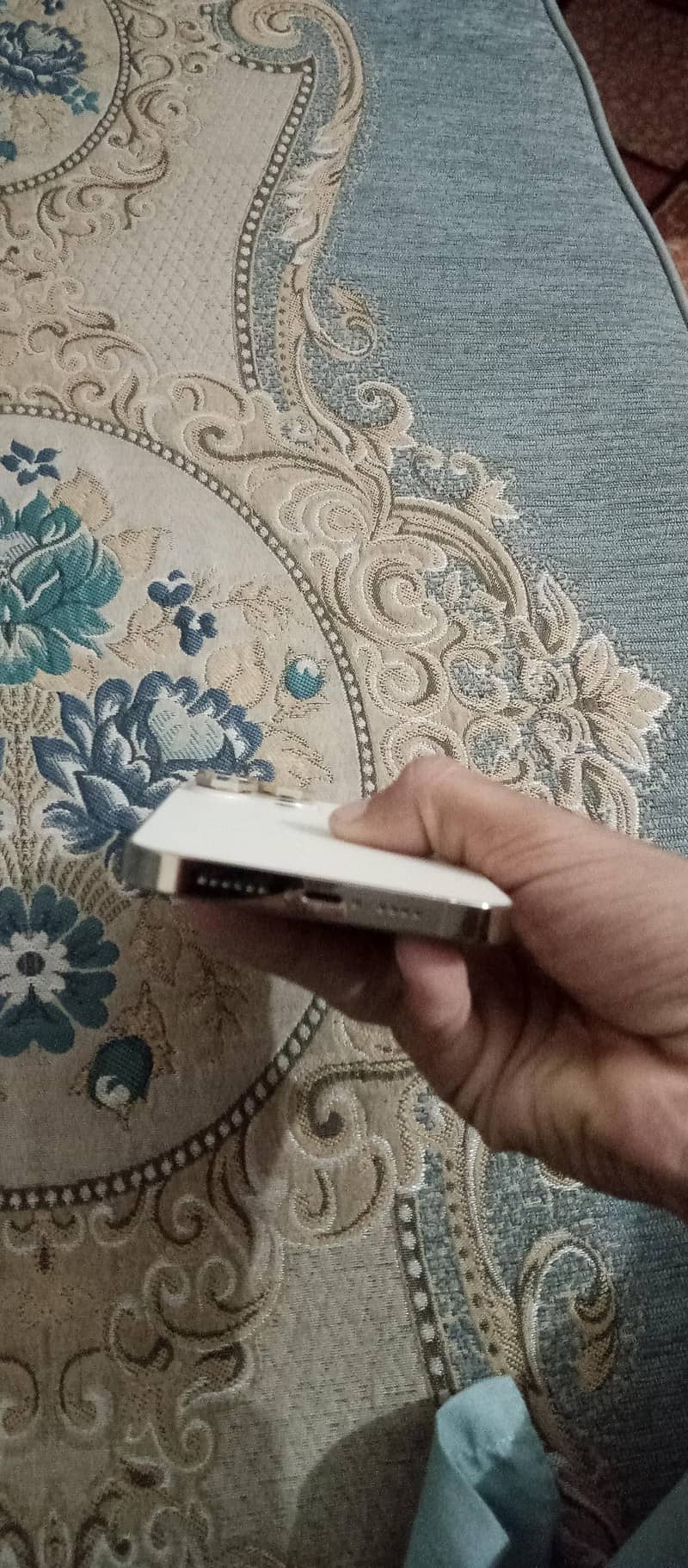 Apple iPhone 14 Pro Max 3