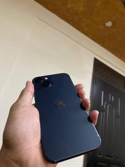 Apple iPhone 13